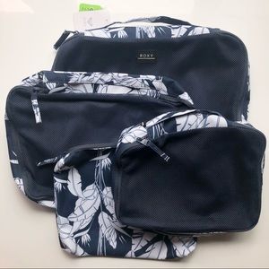 NEW Roxy Set of 4 Packing Cubes “In My Mind” -blue